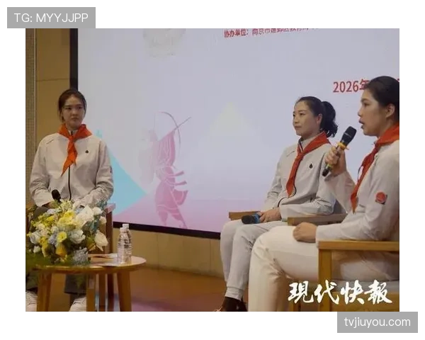 魏秋月还真是,赛场上铁血女将,私底下居然偷偷迷上了奢侈品牌包包? 魏秋月还真是,赛场上铁血女将,私底下居然偷偷迷上了奢侈品牌包包?
